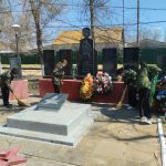 Астраханские патриоты провели субботник в рамках акции «Верни Герою имя»